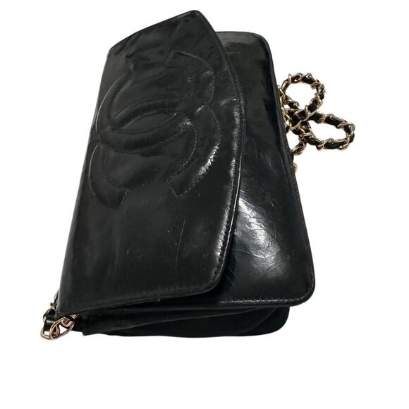 Chanel patent leather clutch with an added chain - Picture 15 of 15